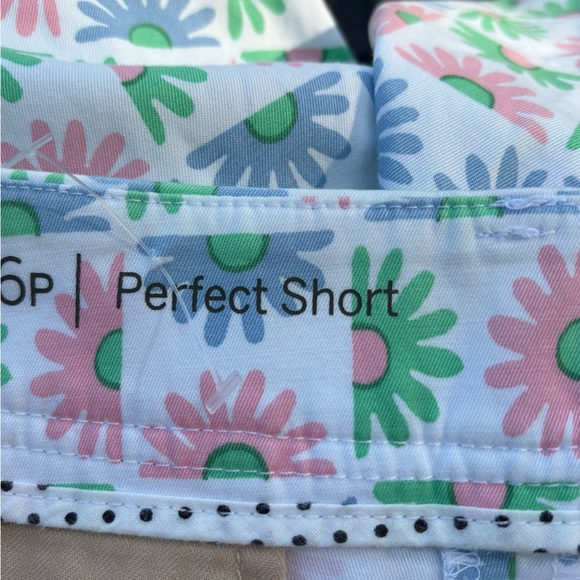 NWOT TALBOTS Colorful Flower Patterned Shorts, Size: 16P - Picture 6 of 8